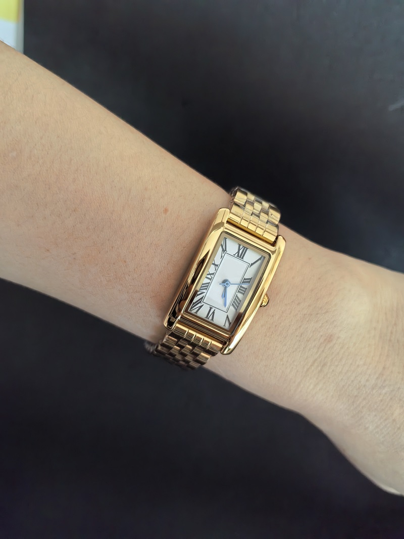 Women Quartz Watch - Image 2