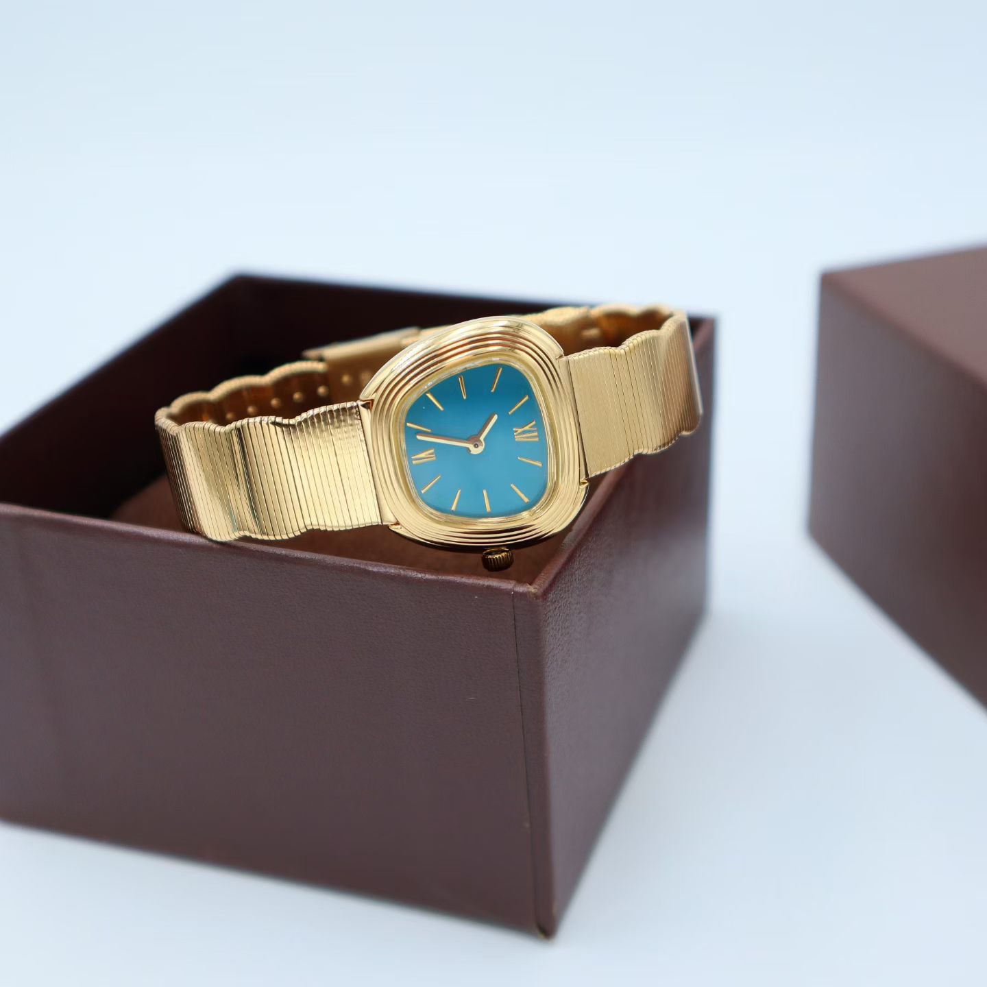 Vintage Cushion Shape Brass Ladies Watch, Retro Wavy Textured Gold Bracelet Dress Watch with Blue & White Dial, Japanese Quartz Movement - Image 5