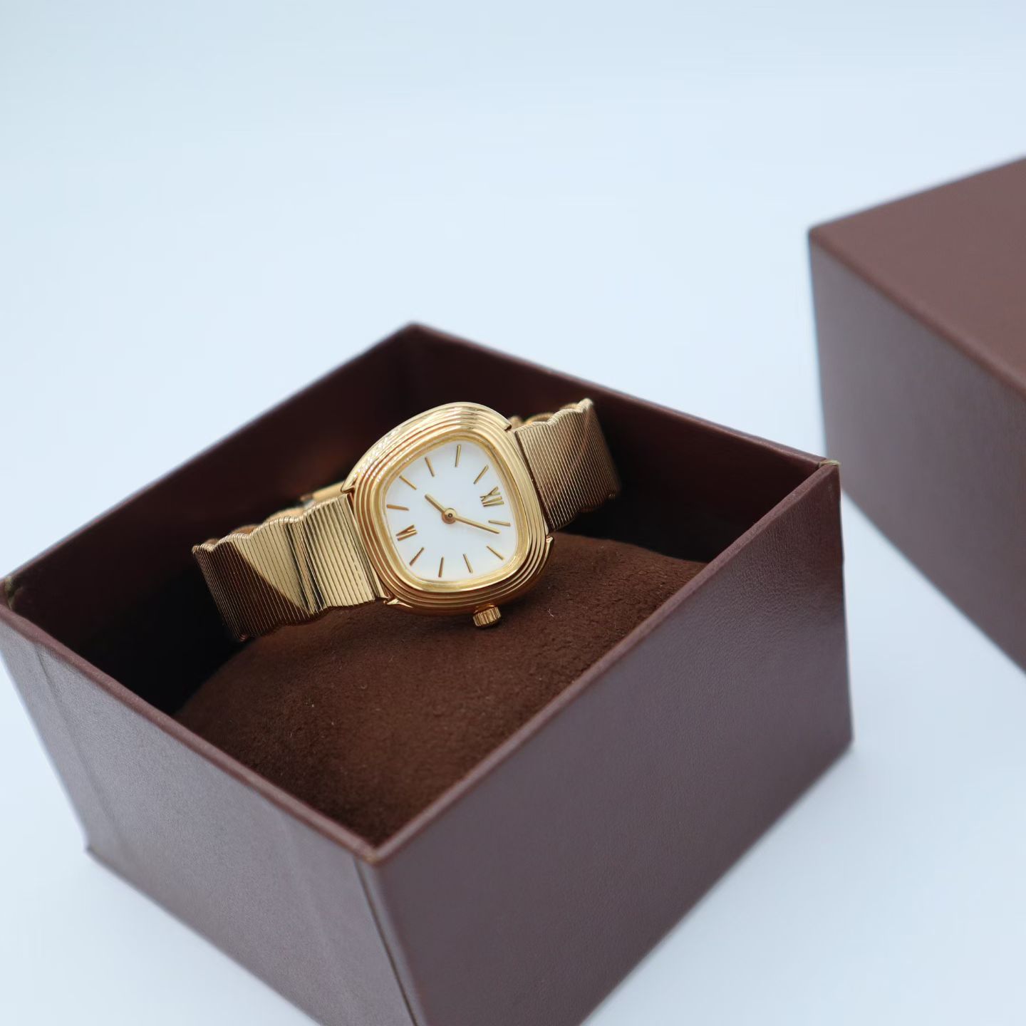 Vintage Cushion Shape Brass Ladies Watch, Retro Wavy Textured Gold Bracelet Dress Watch with Blue & White Dial, Japanese Quartz Movement - Image 3