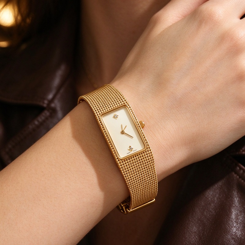 Minimalist Vintage Rectangular Mesh Gold Watch for Women