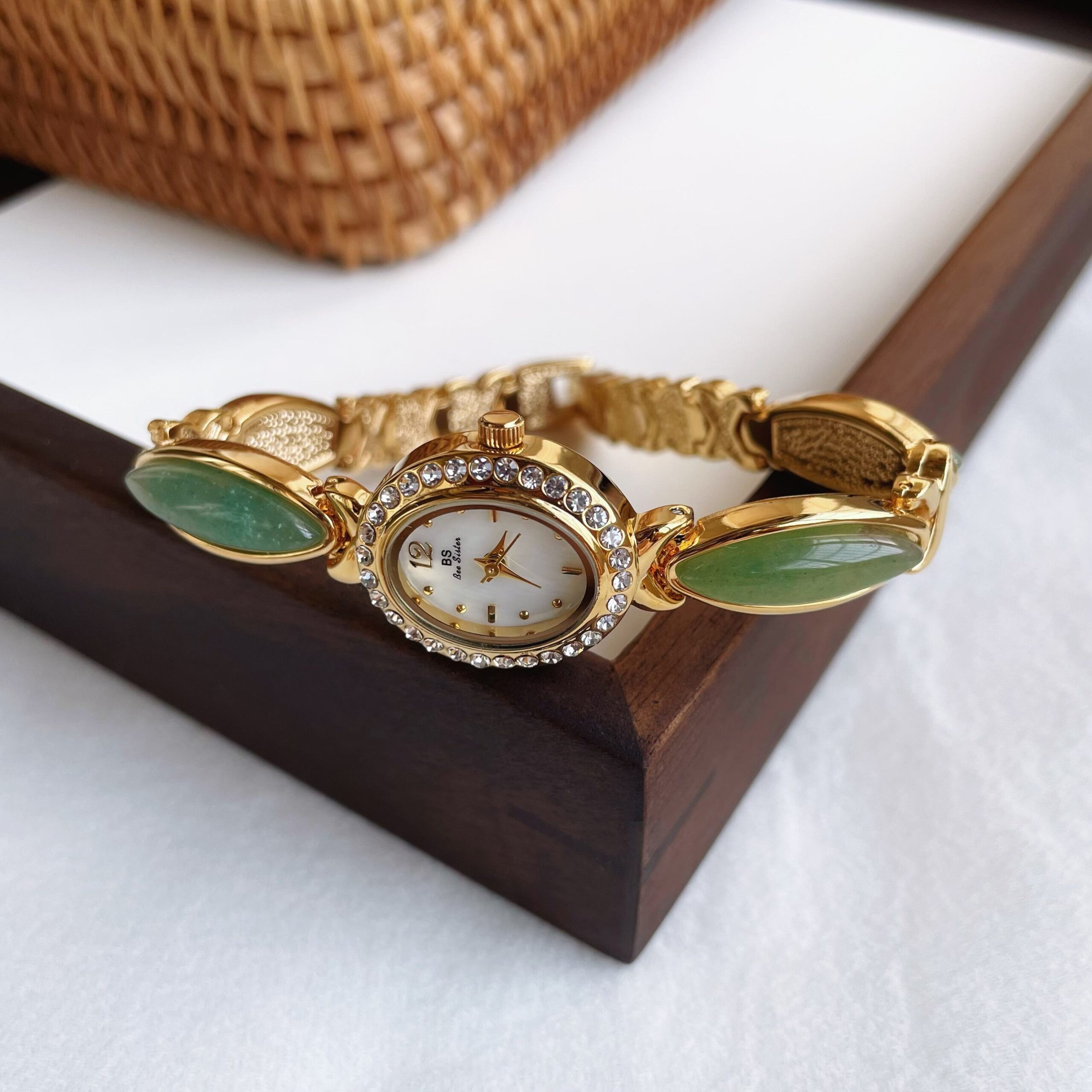 Vintage Jade Bracelet Watch Mother Of Pearl Dial Women Watch - Image 3
